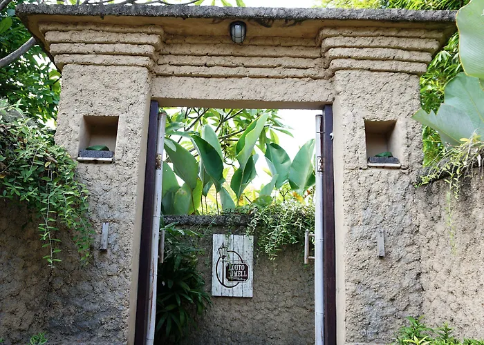 Louto Dmell Villa&guesthouse Alloggio in famiglia