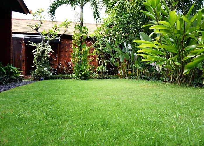 Louto Dmell Villa&guesthouse Alloggio in famiglia Sanur