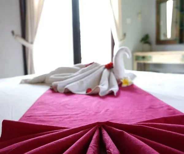 Alloggio in famiglia Louto Dmell Villa&guesthouse